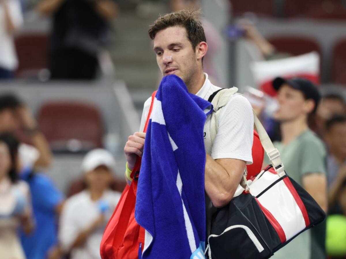 La ilusión duró un set: Jarry cae ante Sinner, número 1 del mundo, y le dice adiós al ATP de Beijing