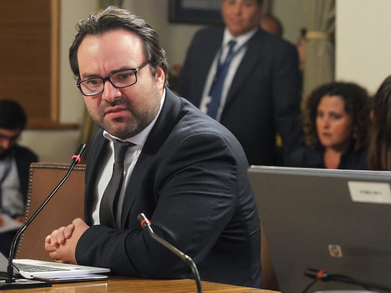 Tras crisis interna: Comisión Verdad y Niñez se reestructura y ficha a Branislav Marelic para ser secretario ejecutivo