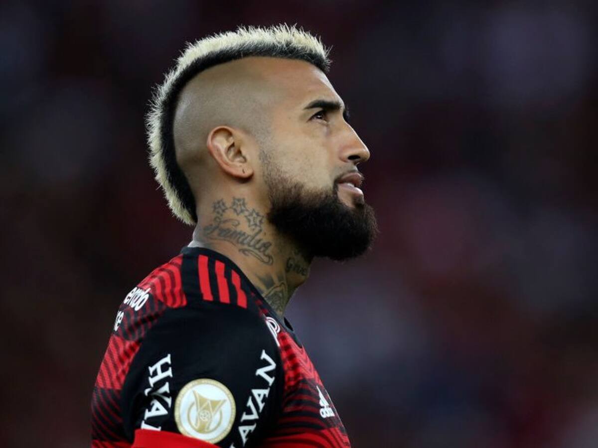 Arturo Vidal lucirá la bandera chilena en el próximo partido del Flamengo