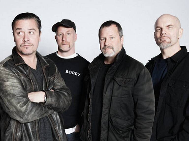 «Sí, Apruebo»: Bajista de Faith No More da su respaldo a la nueva Constitución