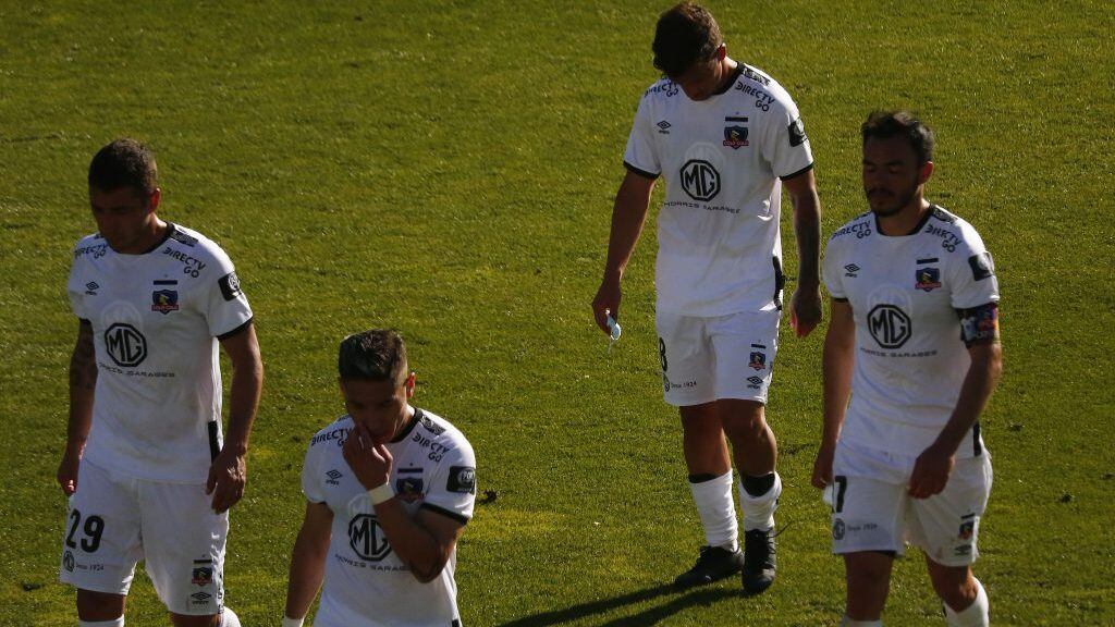 28 DE OCTUBRE DE 2020/VIÑA DEL MARJugadores de Colo Colo en lamento, durante el partido valido por la fecha 16 del Campeonato Nacional AFP PlanVital 2020, entre Everton y Colo Colo, disputado en el Estadio Sausalito.
FOTO: LEONARDO RUBILAR CHANDIA/AGENCIAUNO