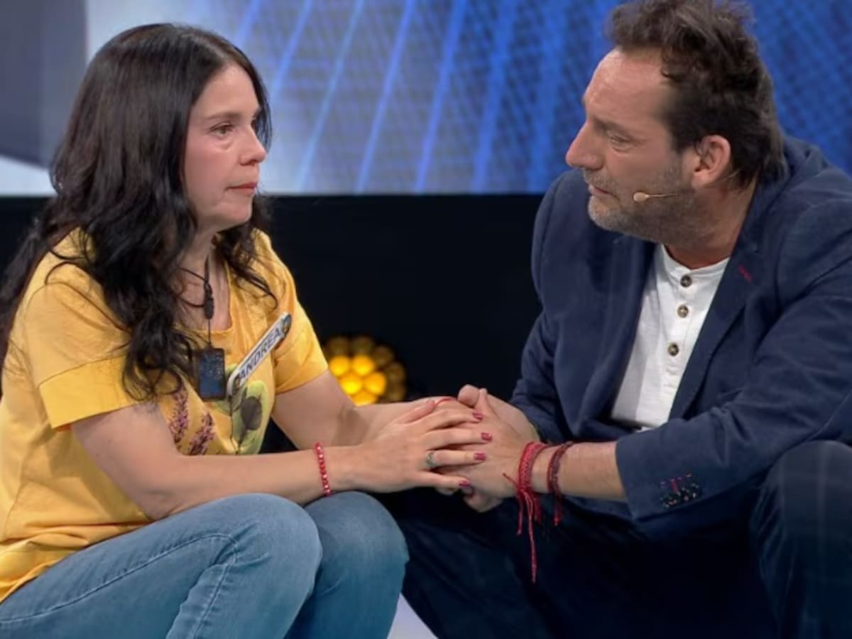 ¡Sacó la plata de su bolsillo! Daniel Fuenzalida sorprendió a concursante de Ahora Caigo tras regalarle millonario monto