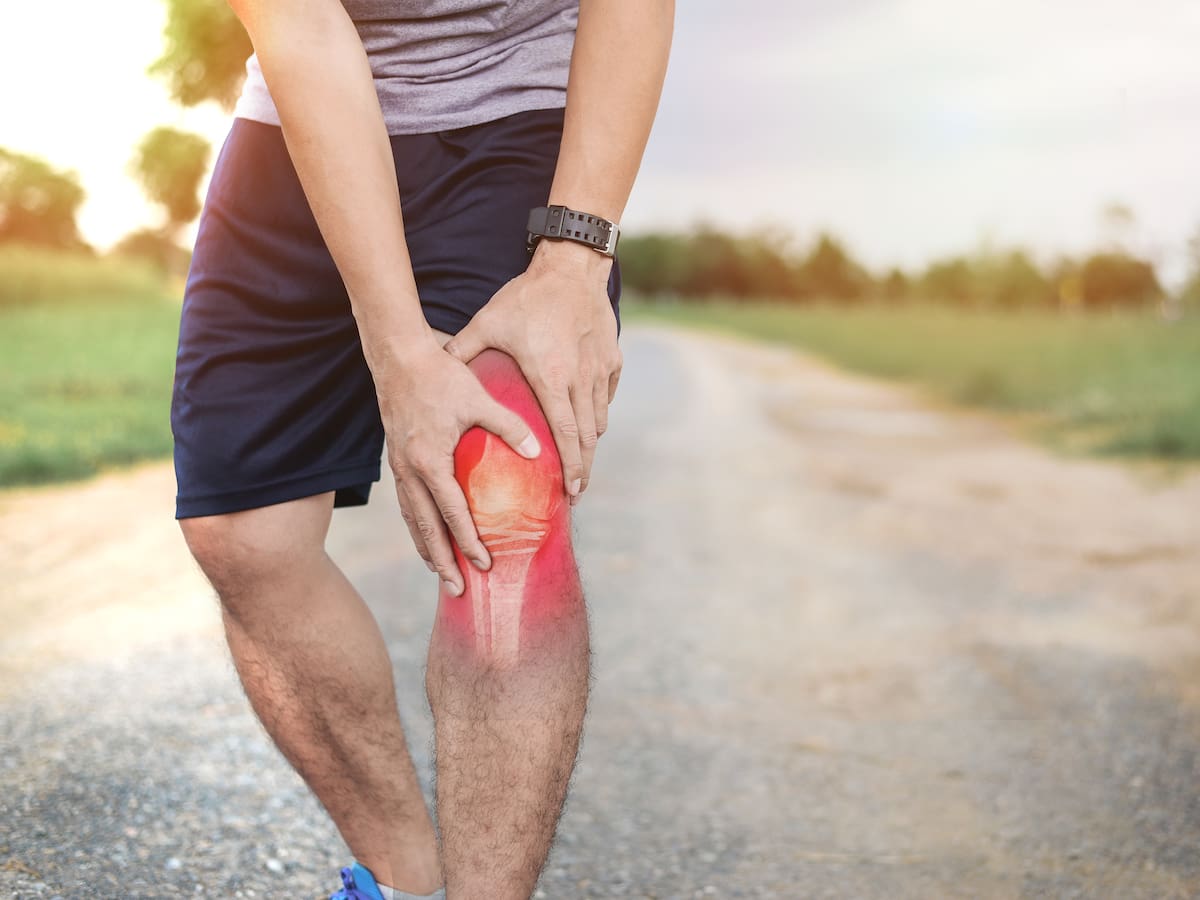 ¿Sufres dolor de rodilla persistente?: estas son las señales que podrían indicar una lesión de menisco