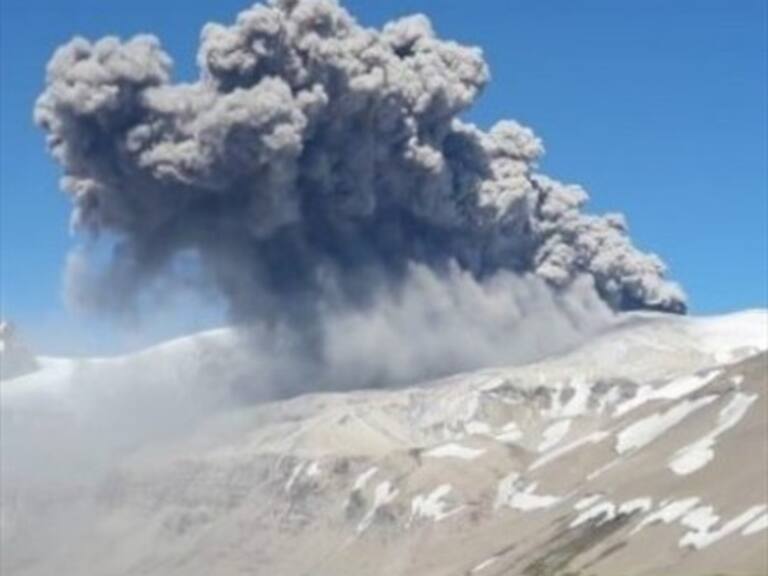 Complejo volcánico Planchón Peteroa registró nuevo pulso eruptivo