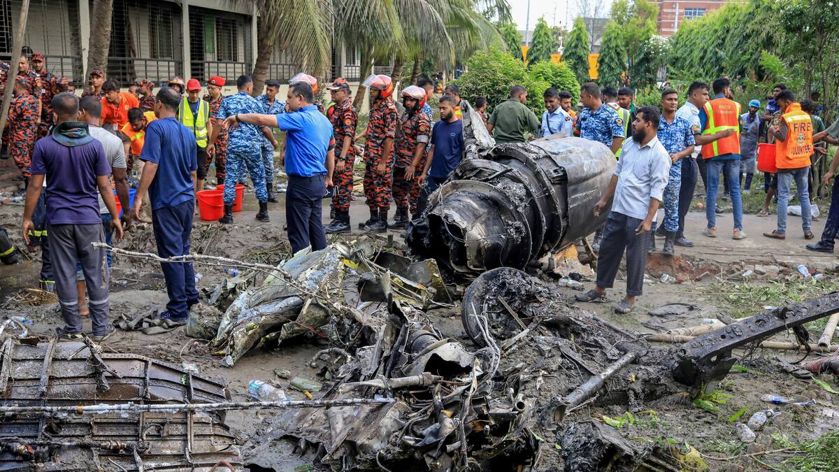 Avión militar se estrelló contra escuela en Bangladesh: hay 19 muertos y más de 100 heridos
