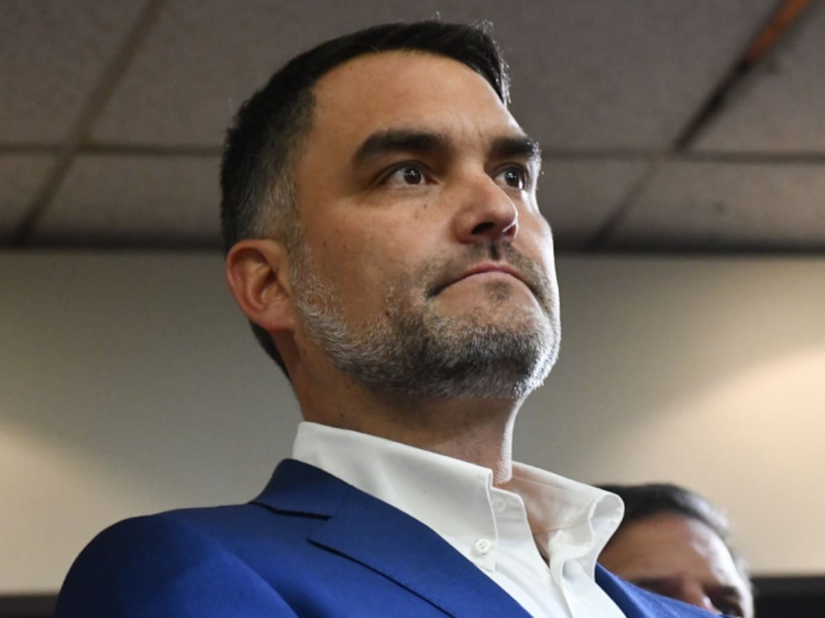 Senador Macaya responde a acusación del Presidente Boric: “Tenemos derecho a poner en duda las credenciales democráticas del PC”