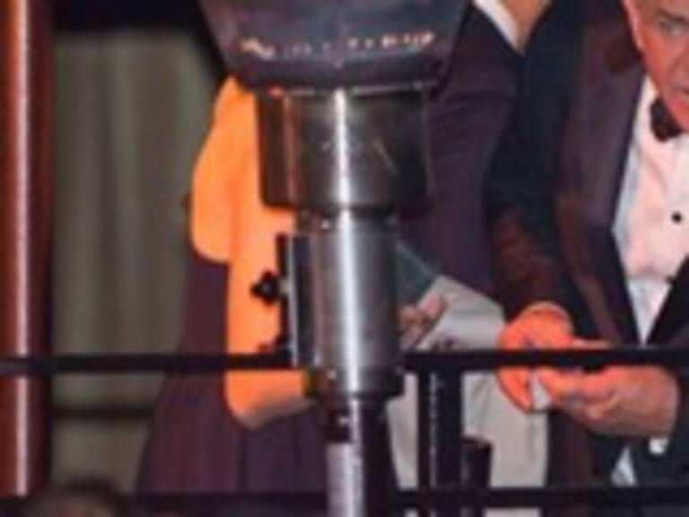 Mel Gibson hace oficial su relación con una joven de 24 años