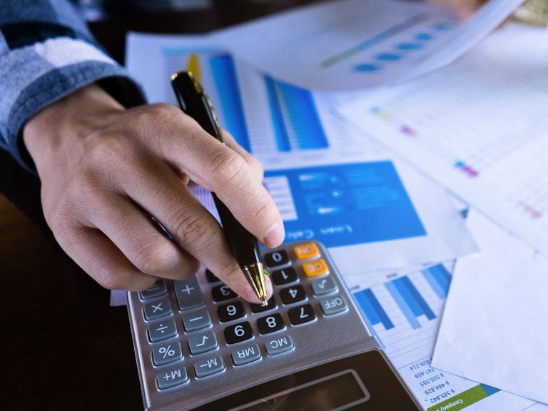 ¿Cómo saber si estoy en Dicom? Conoce cómo descargar el informe oficial de Equifax