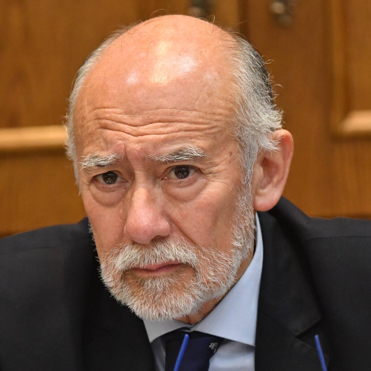 “Quisiera saber el precio de esa venta”: senador Flores acusa al PPD de negociar “a espaldas” de la oposición la invariabilidad tributaria