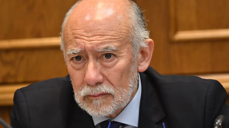 “Quisiera saber el precio de esa venta”: senador Flores acusa al PPD de negociar “a espaldas” de la oposición la invariabilidad tributaria