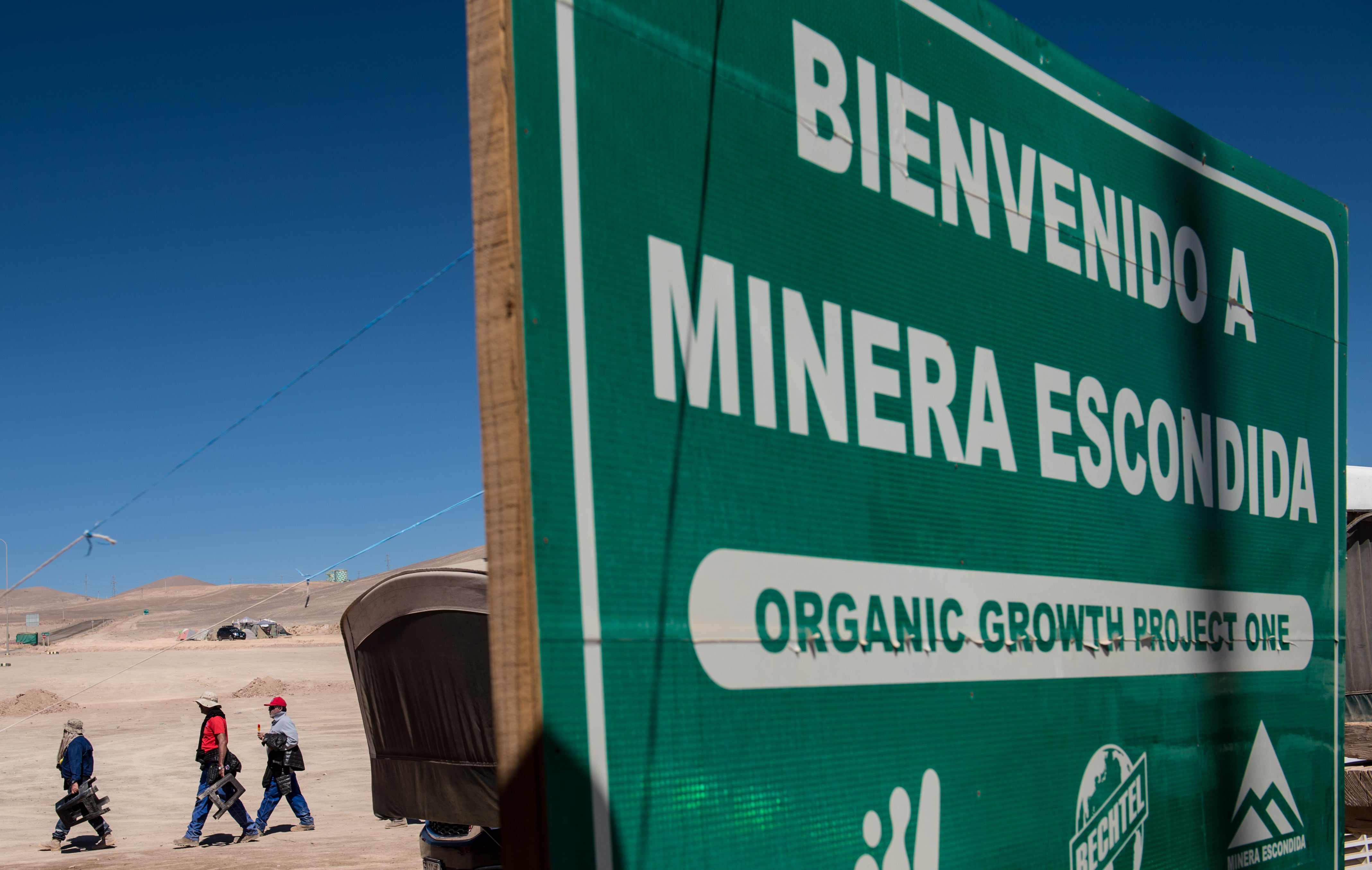 Huelga de trabajadores de Minera Escondida en el marco de su negociación colectiva