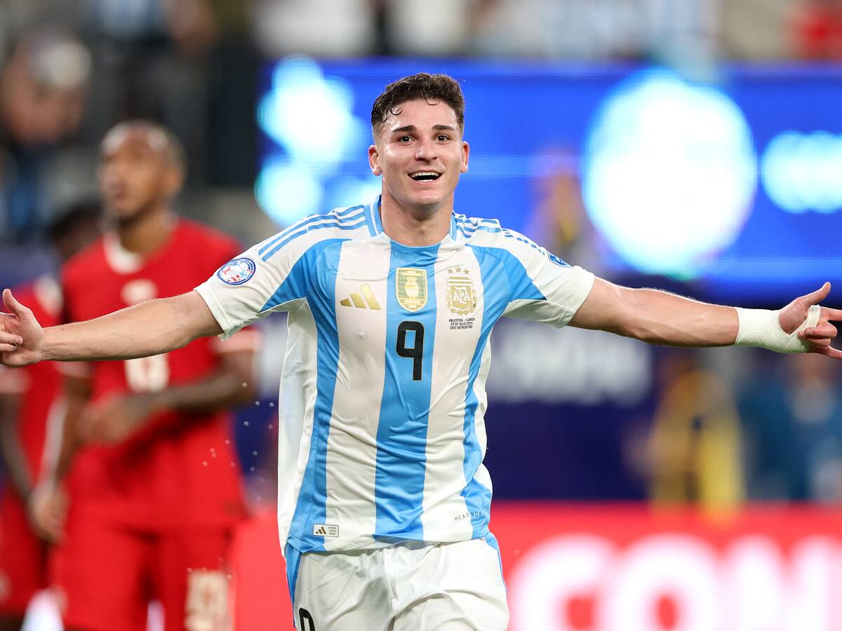 Argentina se acerca a la final: el gol de Julián Álvarez para abrir el marcador ante Canadá en Copa América