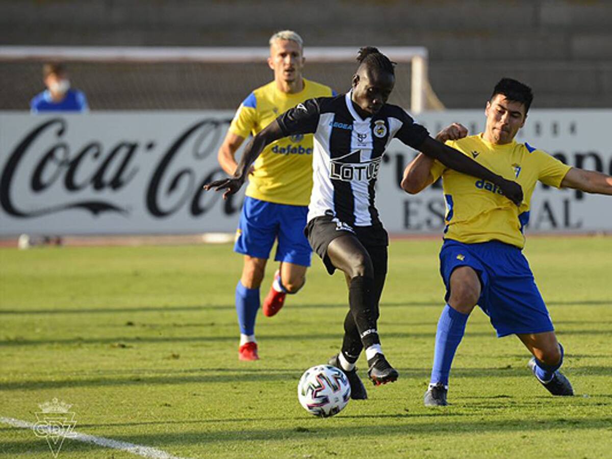 La tremenda asistencia con que Tomás Alarcón se lució durante su debut con el Cádiz español