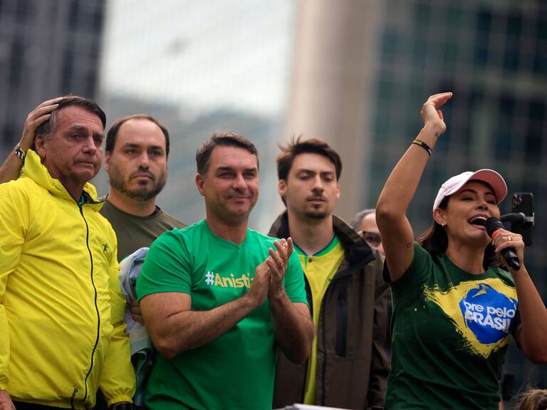 Policía Federal de Brasil acusa a Bolsonaro de liderar una red espionaje ilegal durante su gobierno