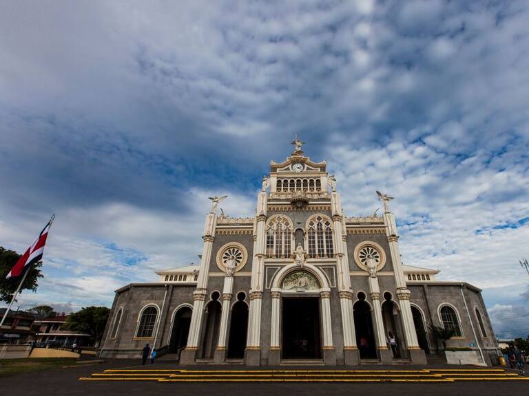 Una iglesia católica de la ciudad de Cartago en Costa Rica