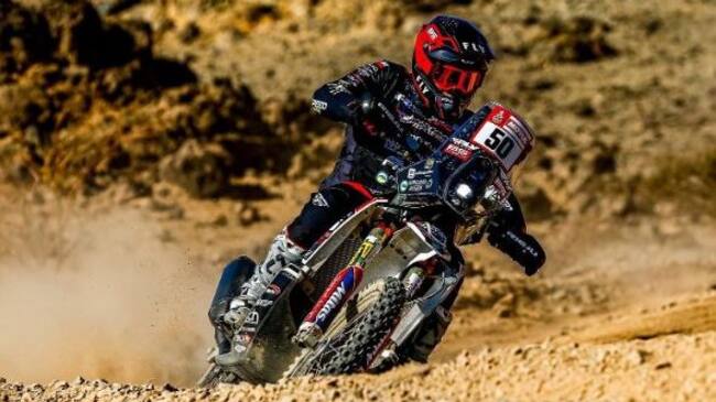 Rally Dakar: pilotos chilenos superaron exámenes PCR y verificación de sus vehículos
