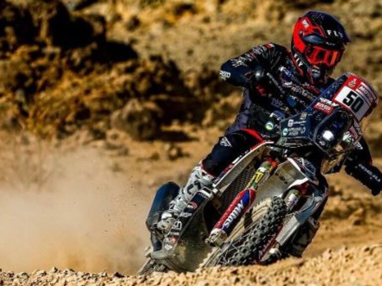 Rally Dakar: pilotos chilenos superaron exámenes PCR y verificación de sus vehículos
