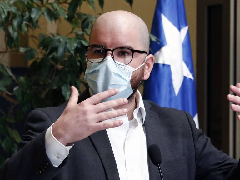 Giorgio Jackson por rechazo de veto presidencial: «Los mismos que lo levantaron, hoy lo dejaron caer»