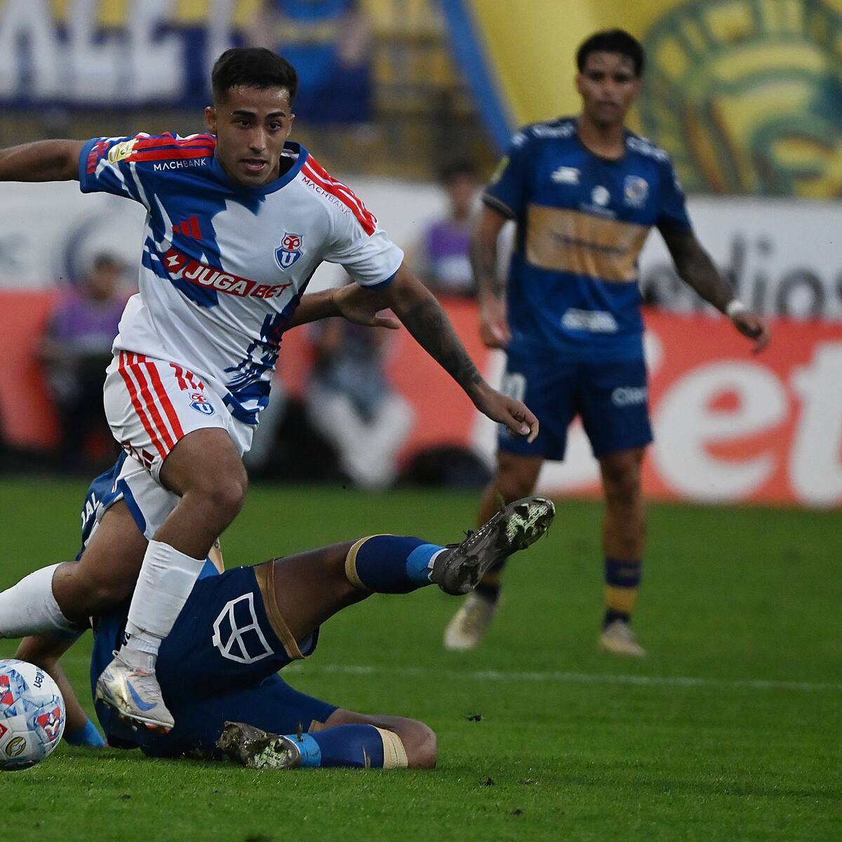 Assadi hace dudar a Gago: la probable formación de la U para visitar a Unión La Calera