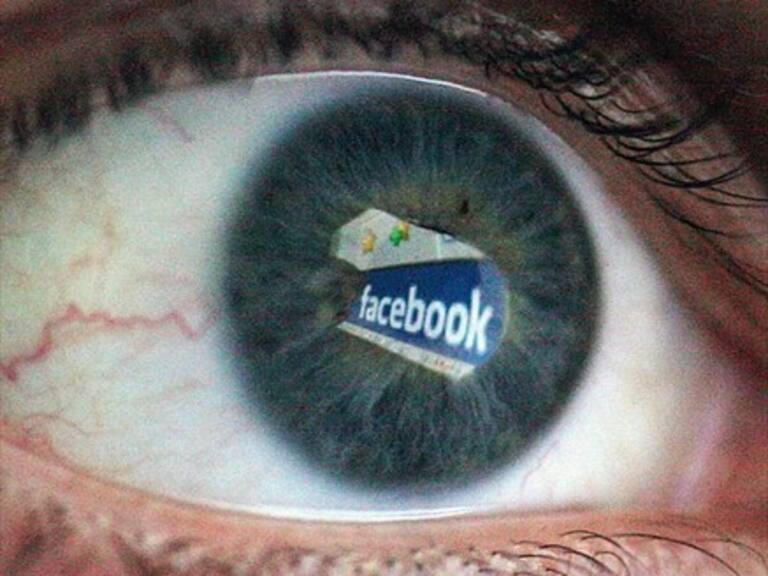 Estudio afirma que al aumentar el uso de Facebook la gente se siente peor consigo misma