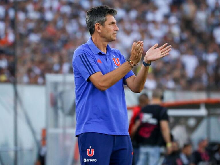 Pellegrino tras la igualdad de la U ante Colo Colo en el Monumental: «Equiparamos a un gran equipo, el último campeón del fútbol chileno»