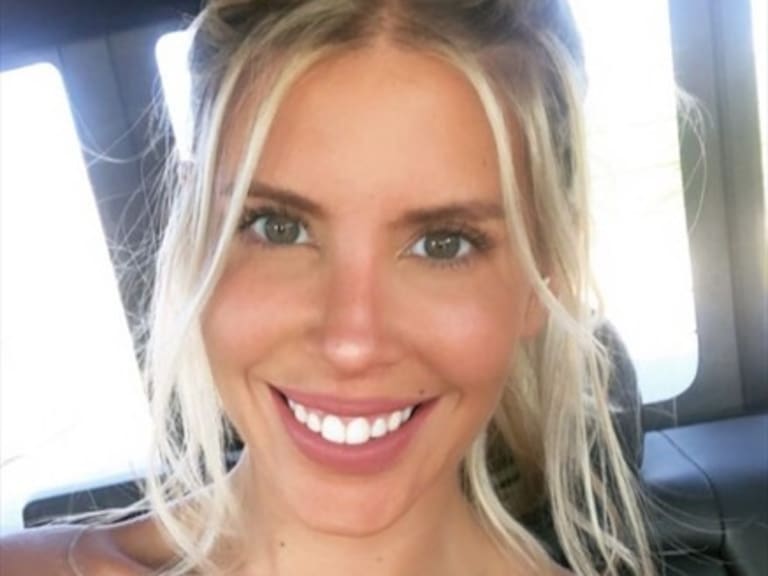 Coté López compartió fotografía de su pasado antes de cirugías estéticas