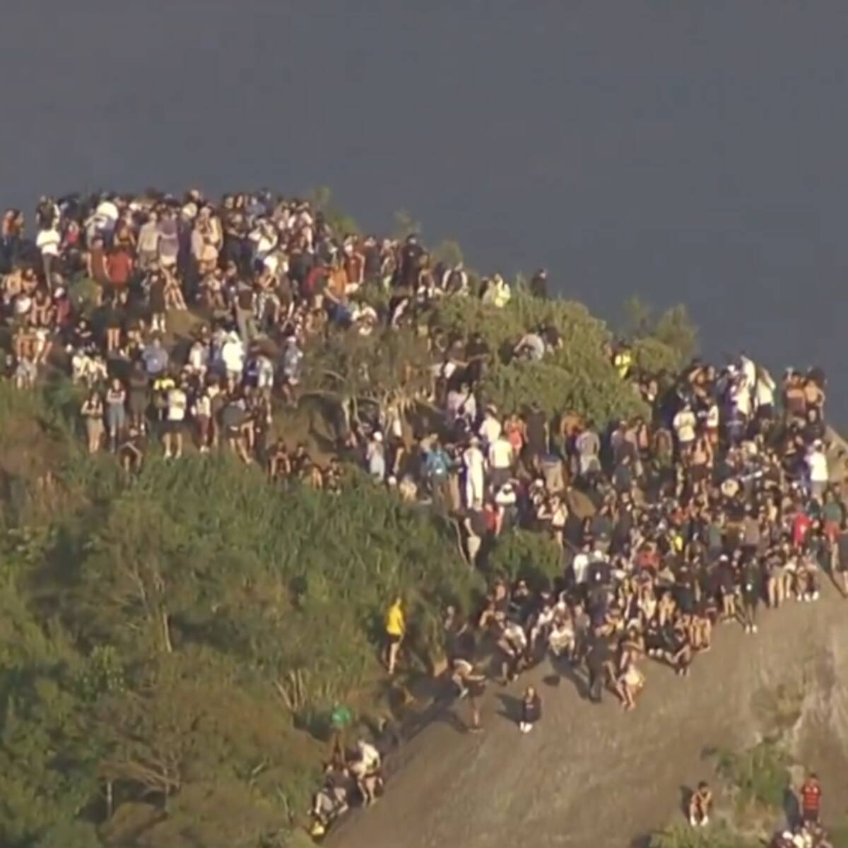 Emergencia en Río de Janeiro: cerca de 200 turistas quedan aislados en medio de una favela
