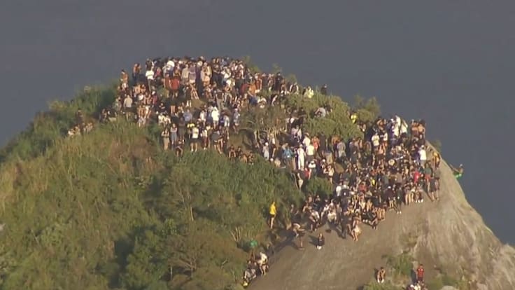 Emergencia en Río de Janeiro: cerca de 200 turistas quedan aislados en medio de una favela