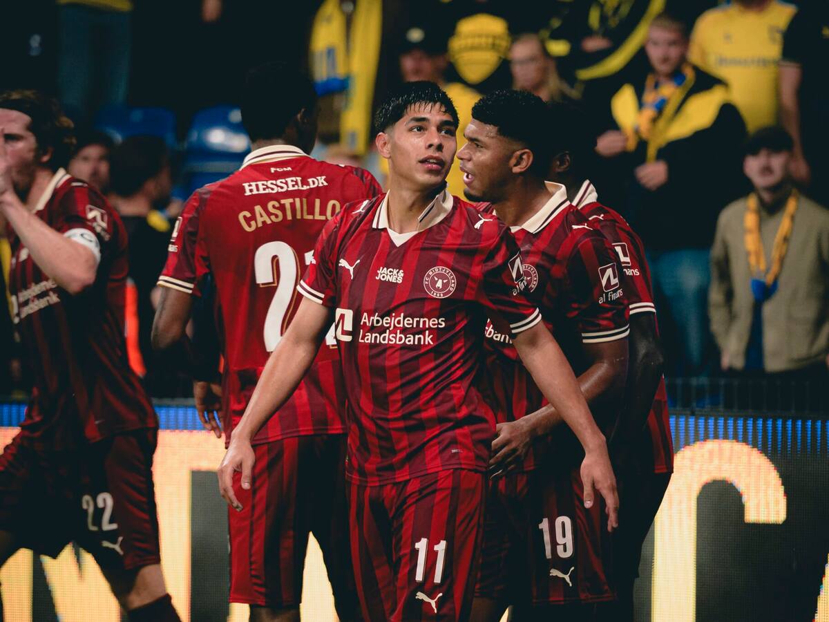 El FC Midtjylland lo sufre: los partidos que se perderá Darío Osorio por cruda lesión con La Roja