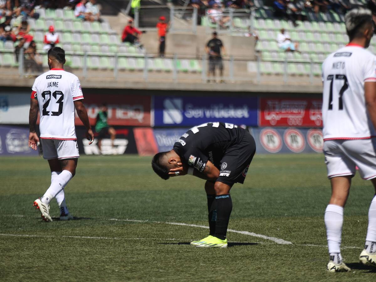 Deportes Copiapó dio el batacazo y venció a Deportes Iquique poniendo en riesgo su liderazgo
