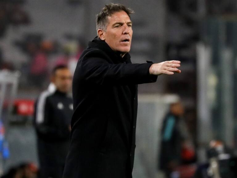 Berizzo descarta a Chile como favorito ante Perú: "Llevan tiempo jugando juntos y nos exigirá jugar mejor"