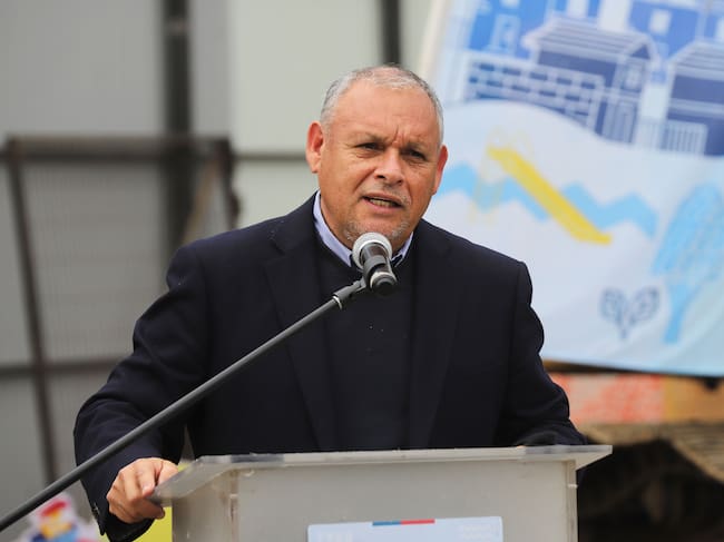 Agencia Uno | El gobernador de la región de Valparaíso, Rodrigo Mundaca