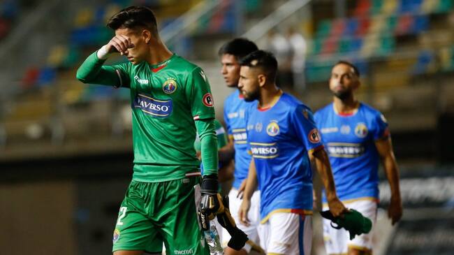 15 de Marzo del 2020/SantiagoJugadores de Audax Italiano se lamentan ,durante el partido valido por la Octava fecha del Campeonato Nacional AFP PlanVital 2020, entre Audax Italiano vs Universidad de Concepcion, disputado en el Estadio Municipal de la Florida.
FOTO:FRANCISCO LONGA/AGENCIAUNO