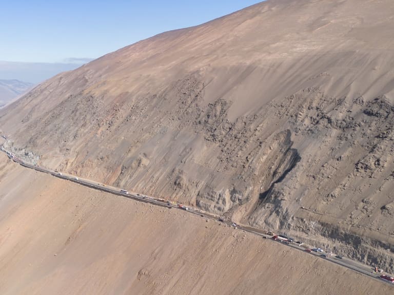 Gobierno decreta Zona de Catástrofe en Cuesta Chinchorro de Arica por derrumbes de rocas