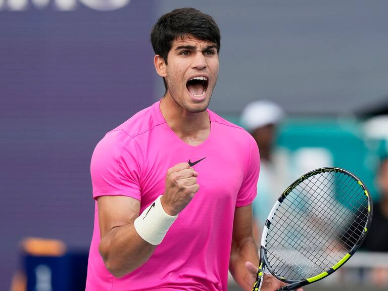 No hay quién lo pare: Carlos Alcaraz sigue brillando y ahora demolió a Taylor Fritz en los cuartos de final del Masters 1000 de Miami