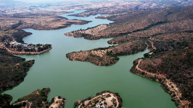 Esval producirá 80 millones de litros adicionales de agua para Año Nuevo: consumo aumenta un 40% en estas fechas