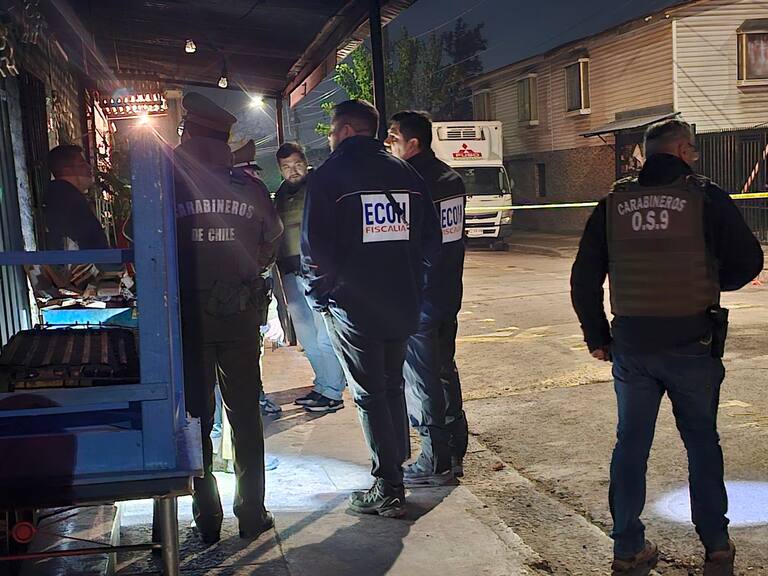 Asesinan a tiros a conductor en La Pintana: desconocido lo atacó mientras subía a su auto