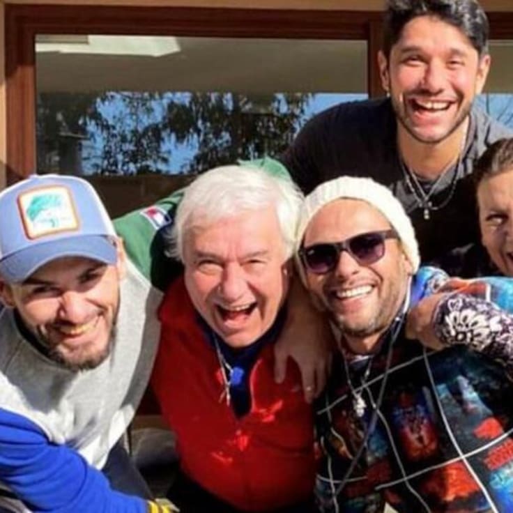 Ex chico reality amenaza a conocido futbolista y a su esposa tras demanda en su contra: “Hay que ser muy cara de palo...”