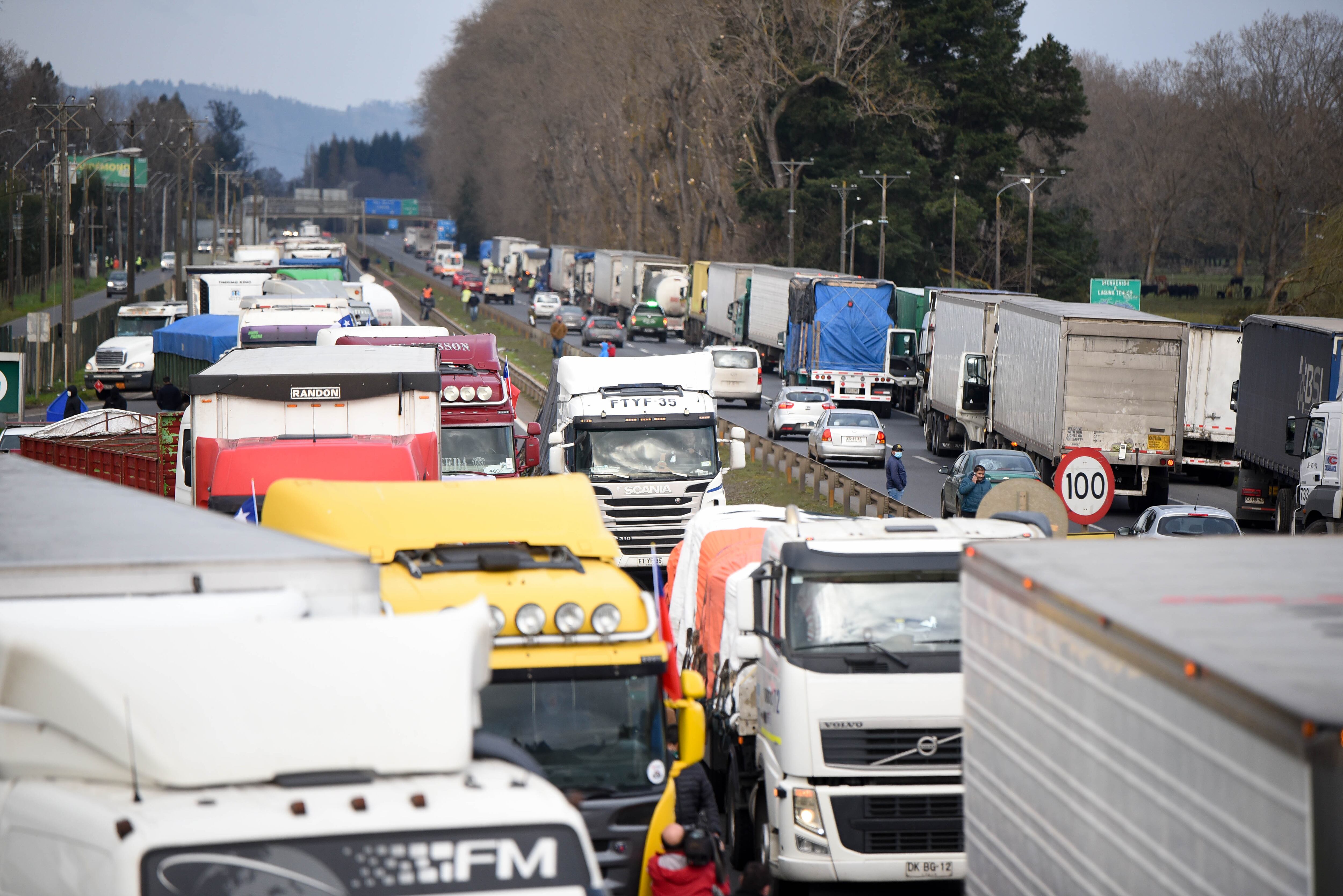 Agencia Uno – Temuco,, Ruta sur kilómetro 658, Pillanlelbun, frente a CCU