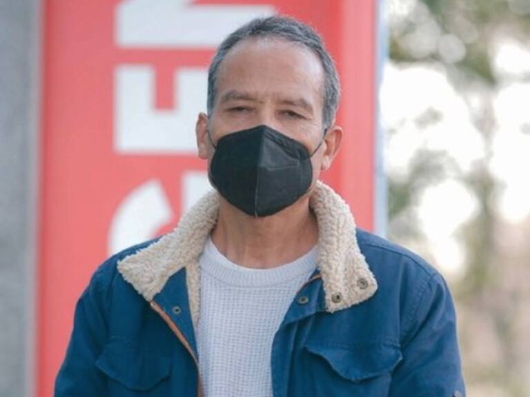 Luis Orellana padre de joven baleada en Espacio Riesco