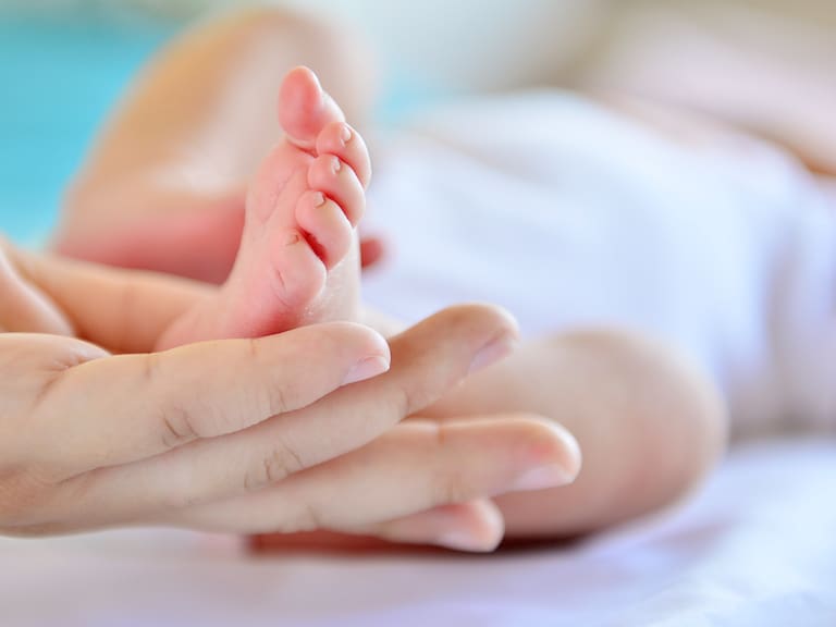 Programa de Apoyo al Recién Nacido: cómo se accede a esta ayuda para la madre y su bebé