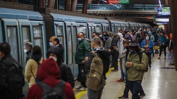 ¿Habrá Metro gratis? Gobierno anuncia plan de transporte para el Plebiscito del 17 de diciembre
