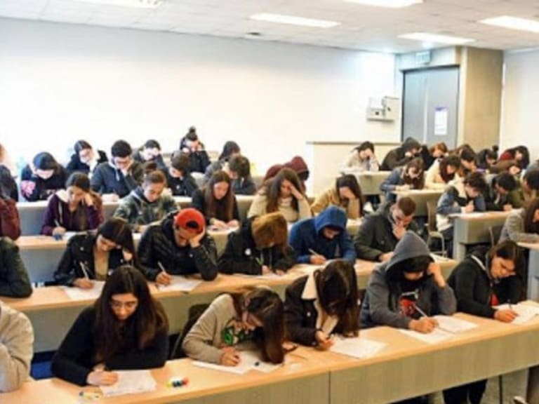 Educación superior: 4,4% del total de estudiantes matriculados están en instituciones en riesgo financiero