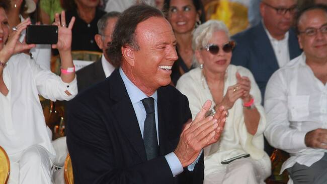 Julio Iglesias memes