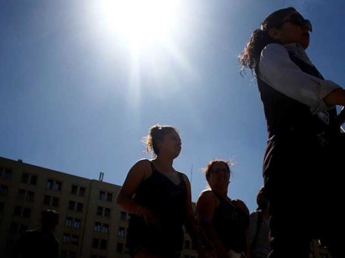 ¿Santiago en modo verano? Estas son las altas temperaturas que se registrarán este martes 15 de octubre en la región Metropolitana