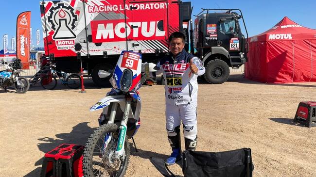 John Medina es el primer piloto chileno en quedar eliminado del Rally Dakar 2023