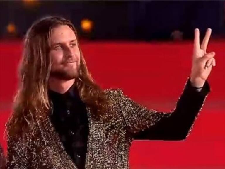 Jean Philippe Cretton se arriesgó y reventó las redes sociales con su traje en la gala