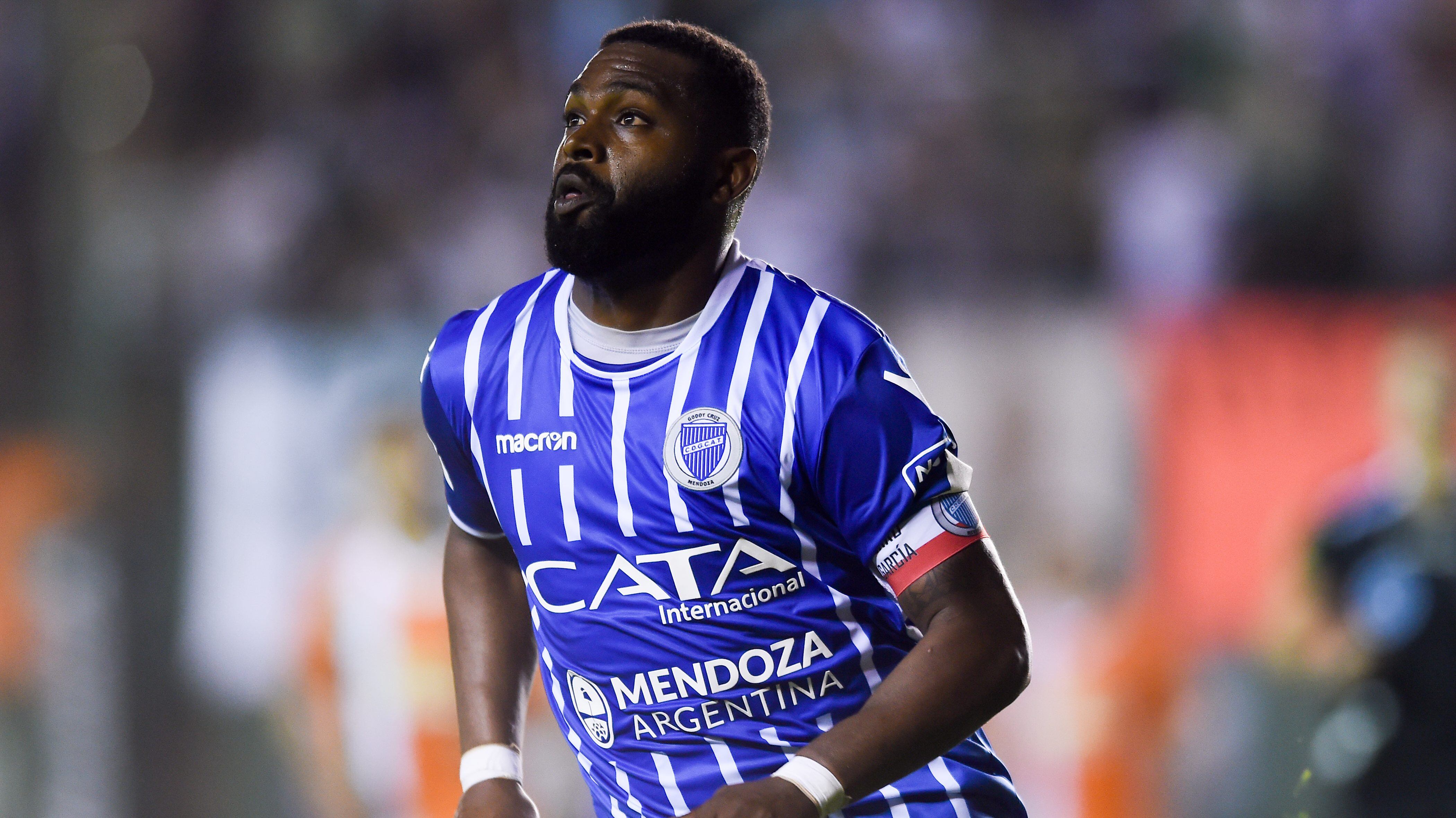 BUENOS AIRES, ARGENTINA - APRIL 21: Santiago Garcia of Godoy Cruz looks on during a match between Banfield and Godoy Cruz as part of Argentina Superliga 2017/18 at Florencio Sola Stadium on April 21, 2018 in Buenos Aires, Argentina. (Photo by Marcelo Endelli/Getty Images)