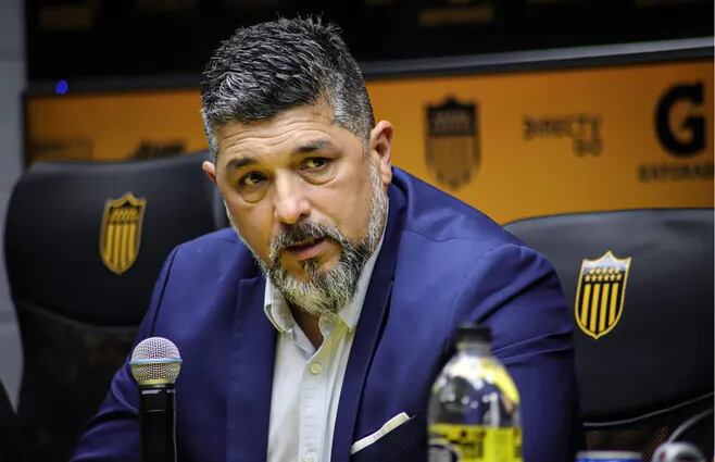 @Peñarol
