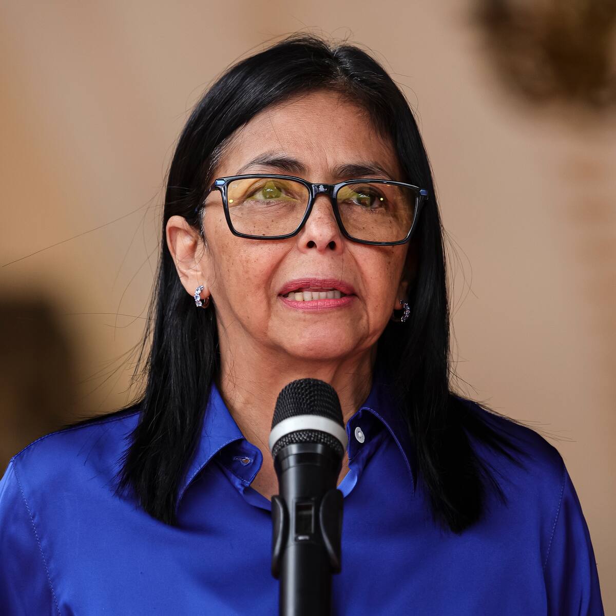 Presidenta de Venezuela anuncia ley de amnistía general en medio de tensiones políticas